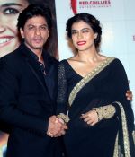 Shahrukh Khan and Kajol in Kolkatta for Dilwale promotions on 22nd Dec 2015